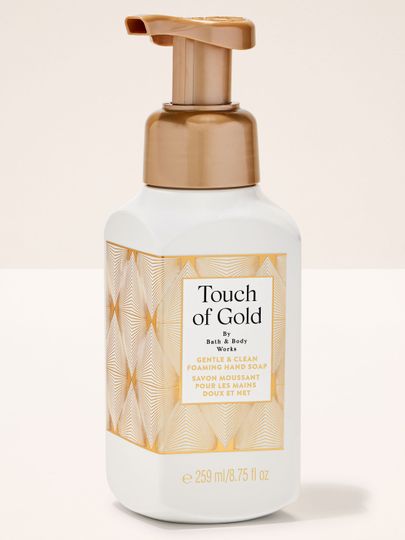 Touch of Gold – pianka do mycia rąk Bath & Body Works w białej butelce ze złotą pompką z kolekcji Touch of Gold