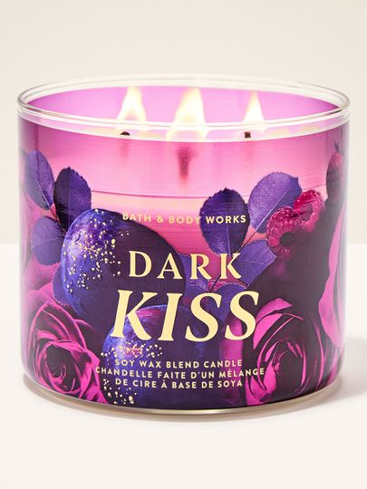 Świeca zapachowa Dark Kiss Bath & Body Works w szkle z trzema płomieniami