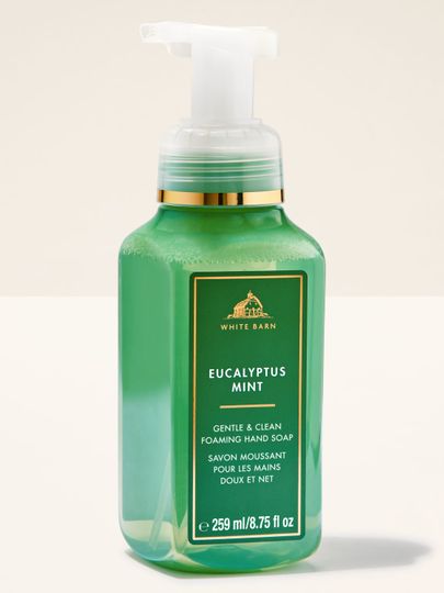 Mydło w piance Eucalyptus Mint White Barn – świeży, miętowo‑eukaliptusowy zapach do codziennego mycia rąk.