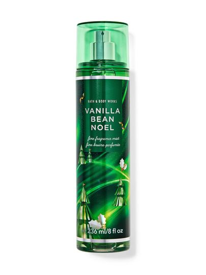 Spray parfumat „Vanilla Bean Noel” în ambalaj verde, cu motiv de brazi de Crăciun și detalii aurii. Bath & Body Works.