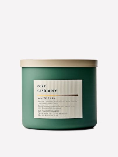 Świeca zapachowa White Barn Cozy Cashmere z mieszanki wosku sojowego, 3 knoty