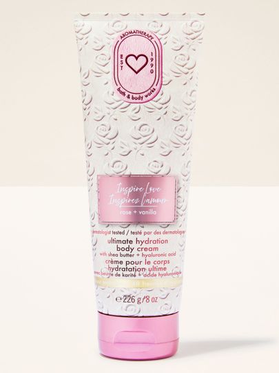 Krem do ciała Inspire Love Rose + Vanilla Bath & Body Works w tłoczonej tubie o romantycznym, różowym wykończeniu.