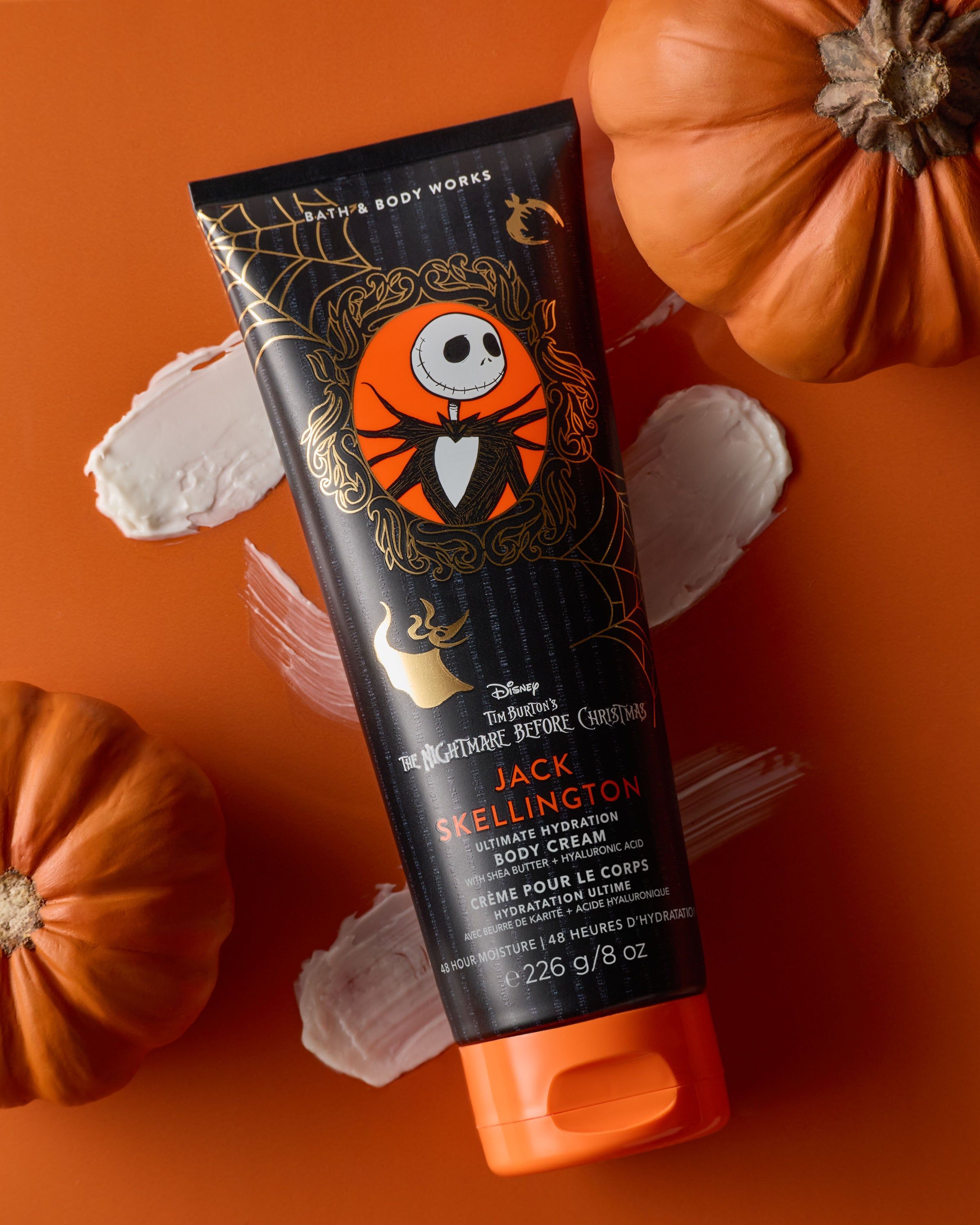 Krem do rąk Warm Vanilla Sugar Bath & Body Works z motywem waniliowych kwiatów i złotych detali