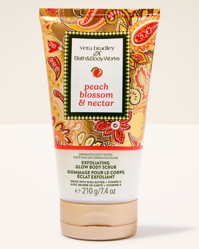Rozświetlający peeling do ciała z masłem shea i witaminą E