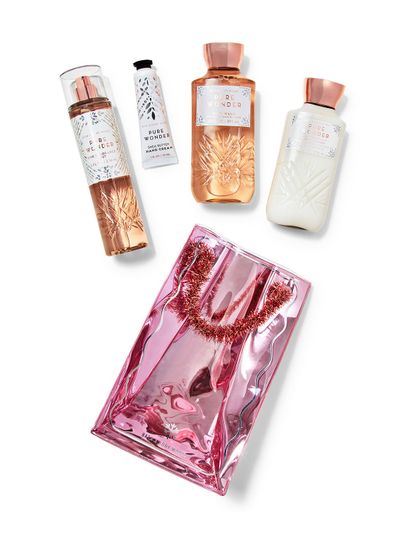 Set de cosmetice cu spray, cremă de mâini, gel și loțiune de corp „Pure Wonder”, Bath & Body Works.