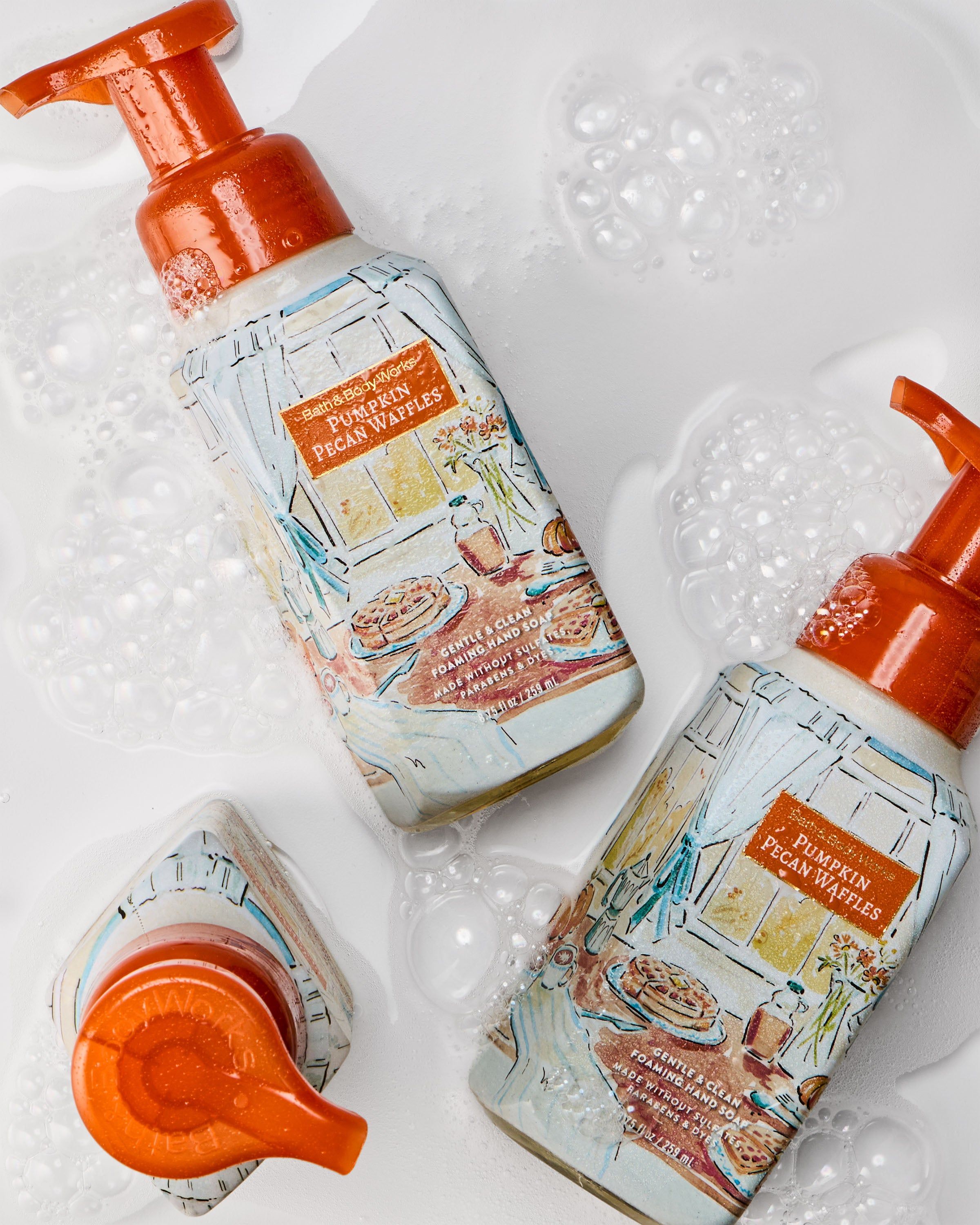 Delikatne mydło do rąk w piance Bath & Body Works Pumpkin Pecan Waffles, 259 ml