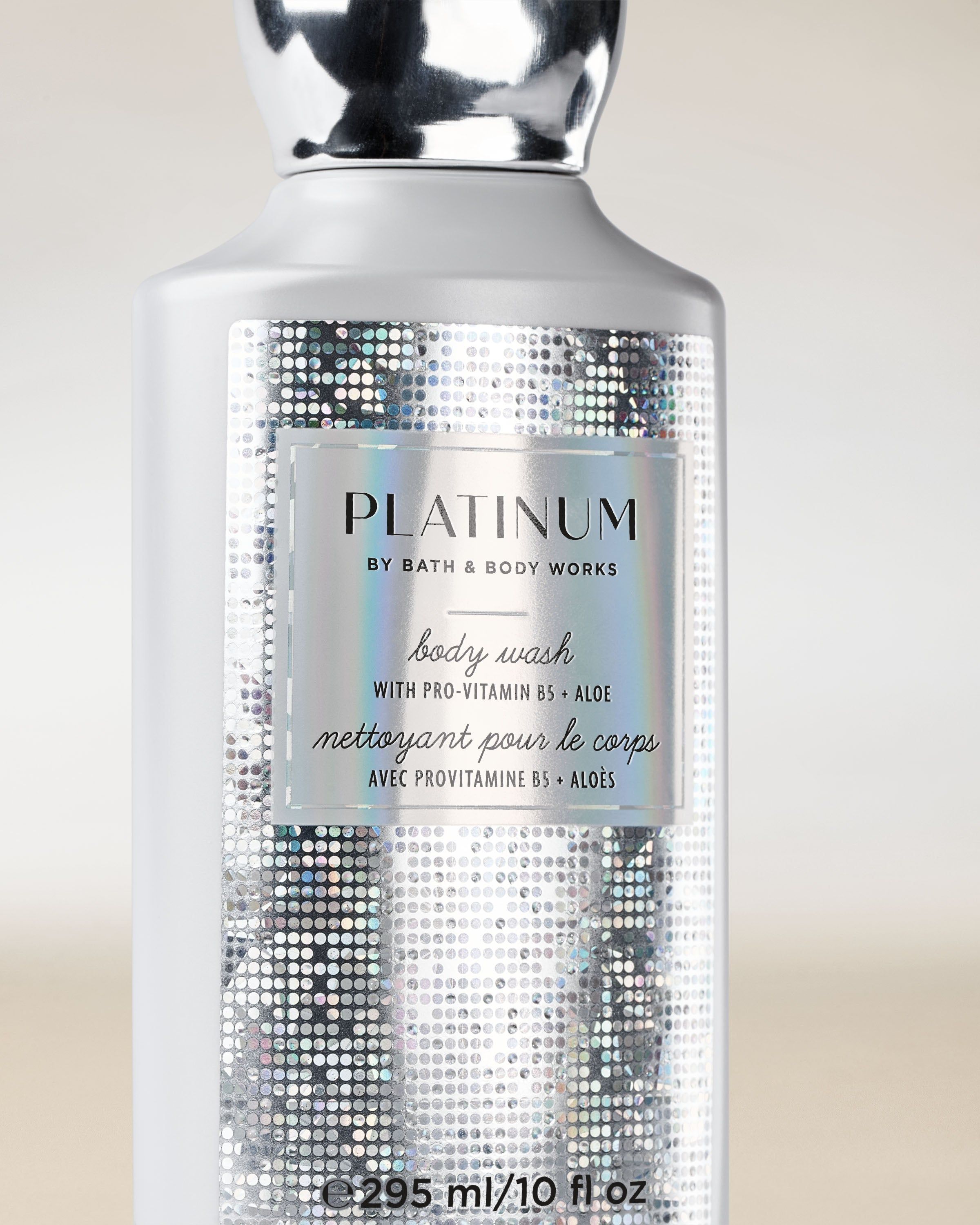 Żel pod prysznic Platinum Bath & Body Works w srebrnej butelce z połyskującą etykietą