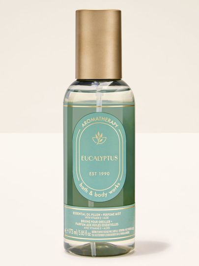 Mgiełka z olejkami eterycznymi Bath & Body Works Aromatherapy "Eucalyptus" w małej butelce.