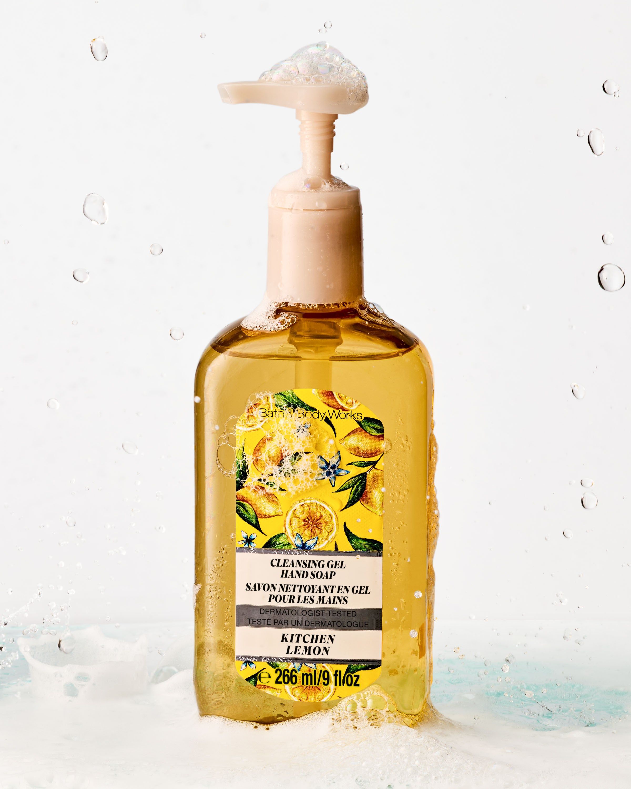 Oczyszczające mydło do rąk w żelu Bath & Body Works Kitchen Lemon, 266 ml