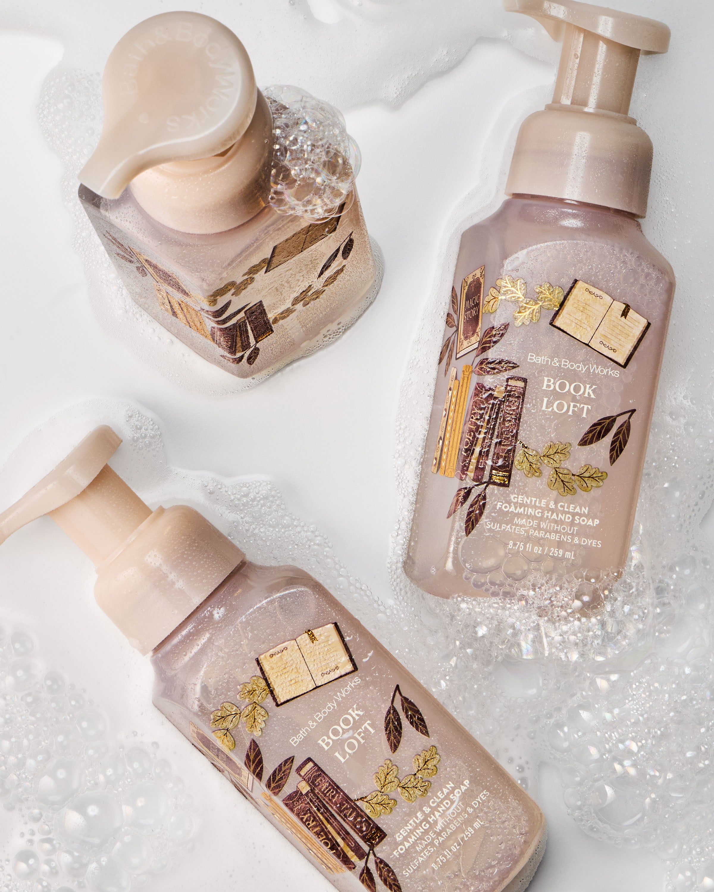 Delikatne mydło do rąk w piance Bath & Body Works Book Loft, 259 ml