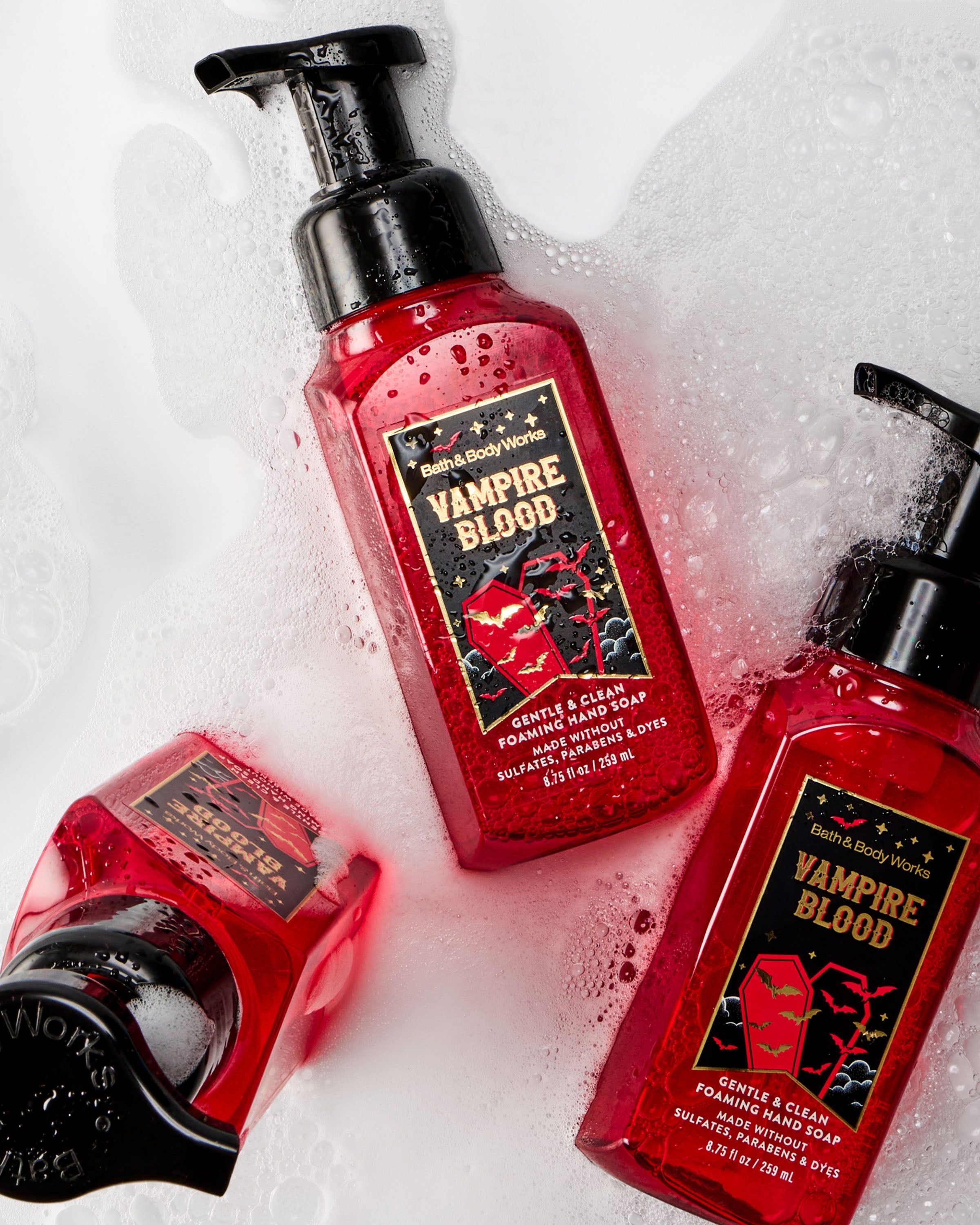 Mydło do rąk w piance Bath & Body Works Vampire Blood z dozownikiem 259 ml