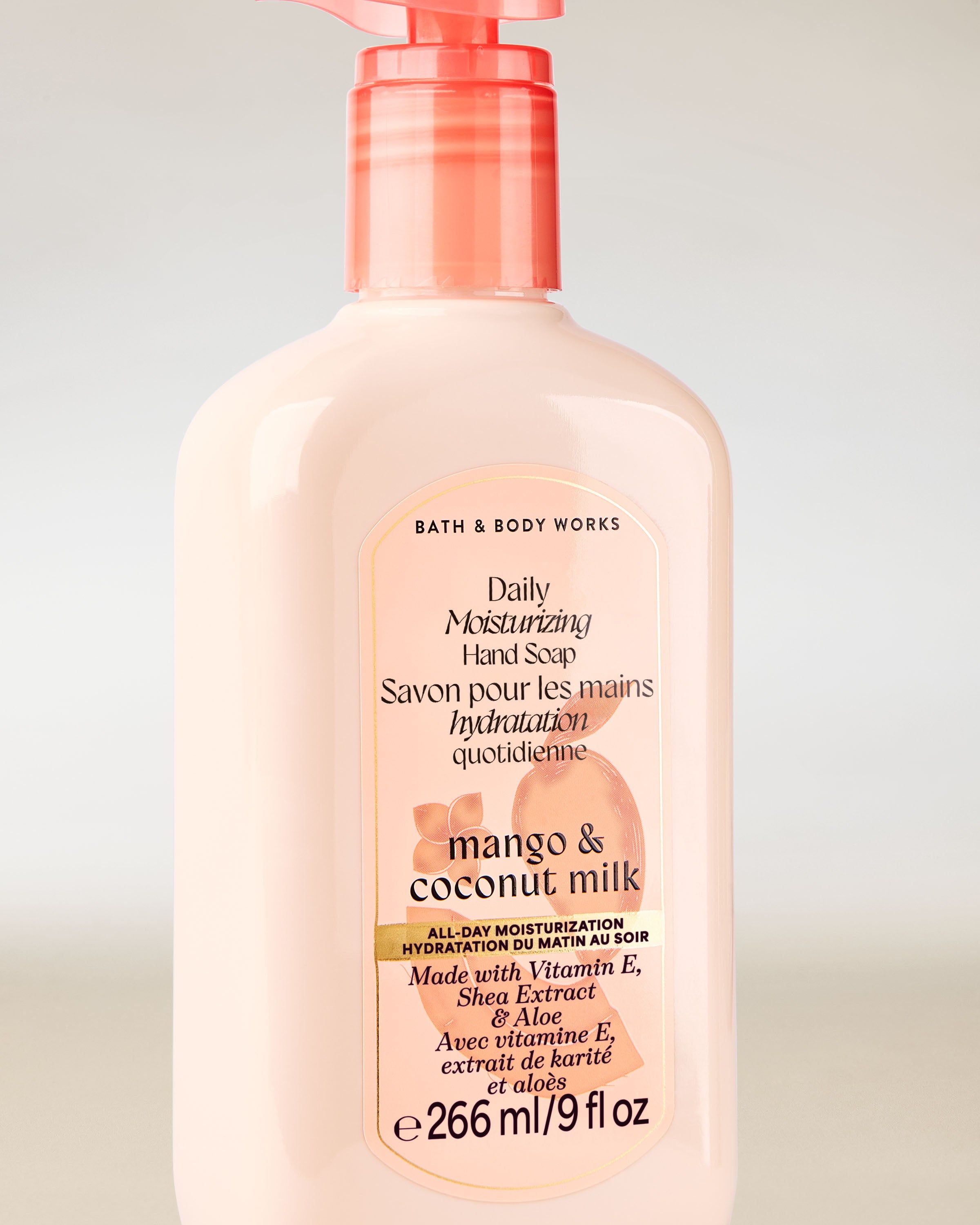 Nawilżające mydło do rąk Mango & Coconut Milk – kremowa pielęgnacja z witaminą E, aloesem i masłem shea.