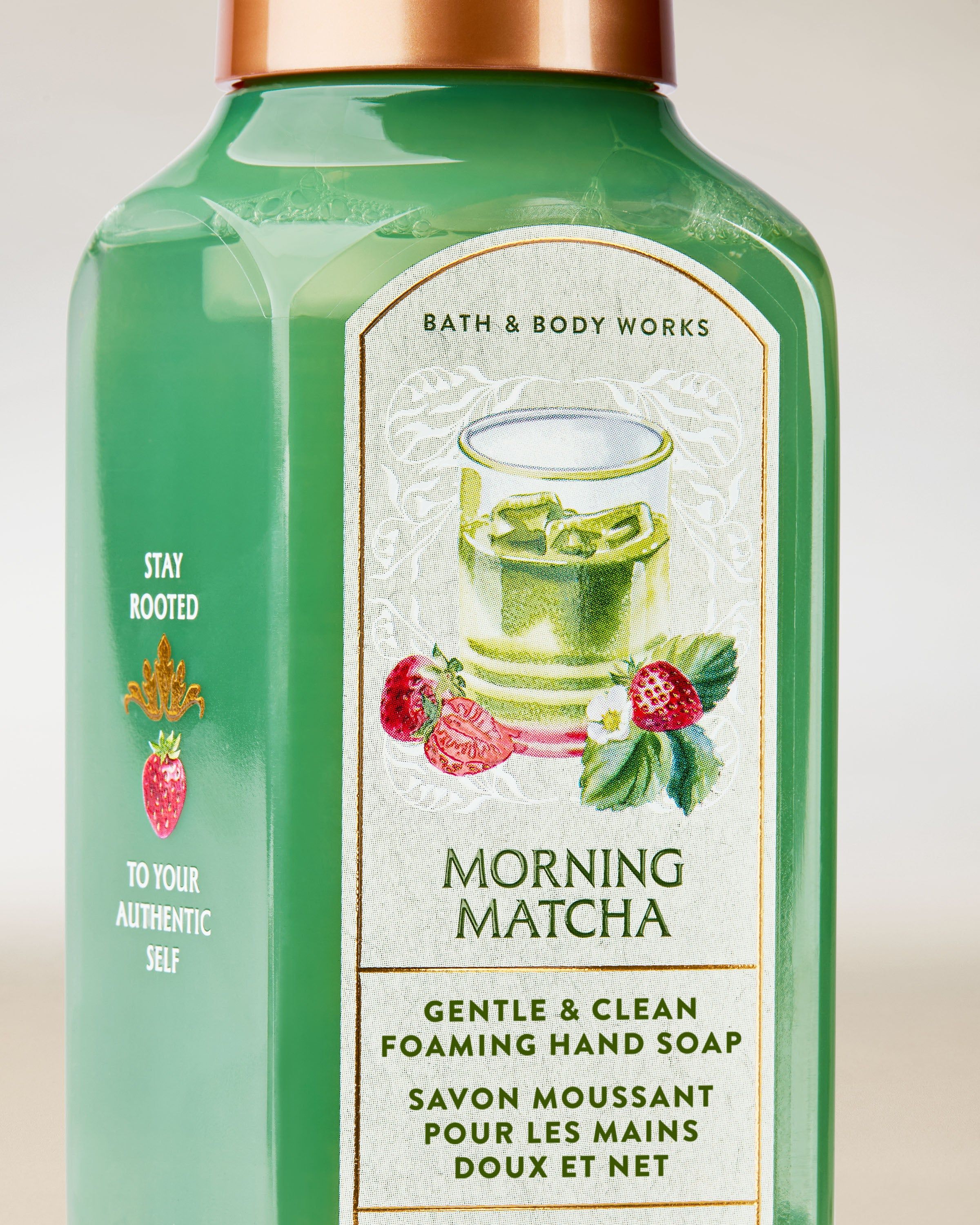Pianka do mycia rąk Bath & Body Works Morning Matcha 259 ml w zielonej butelce z pompką.