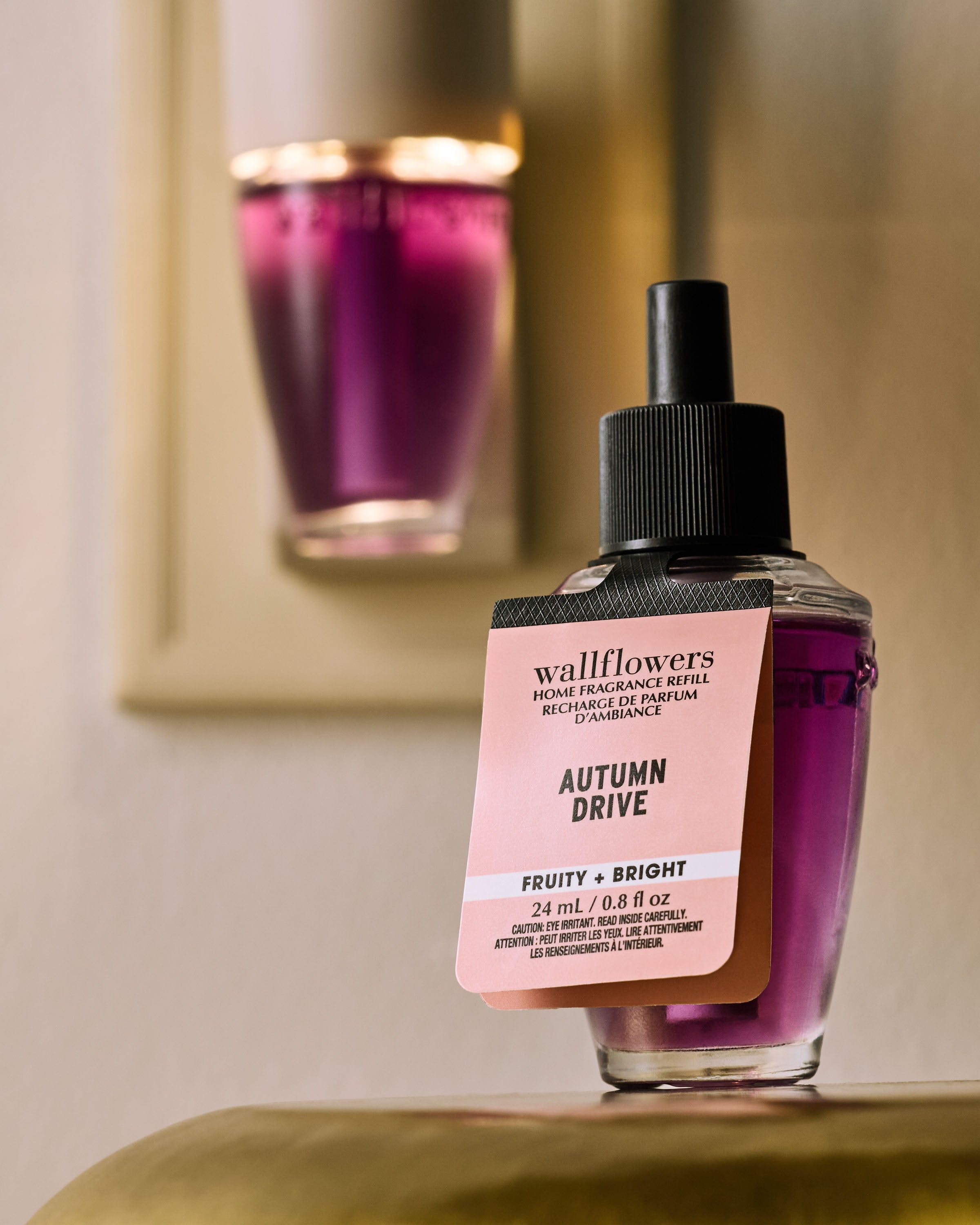 Wkład do elektronicznego odświeżacza Wallflowers Autumn Drive Bath & Body Works, 24 ml