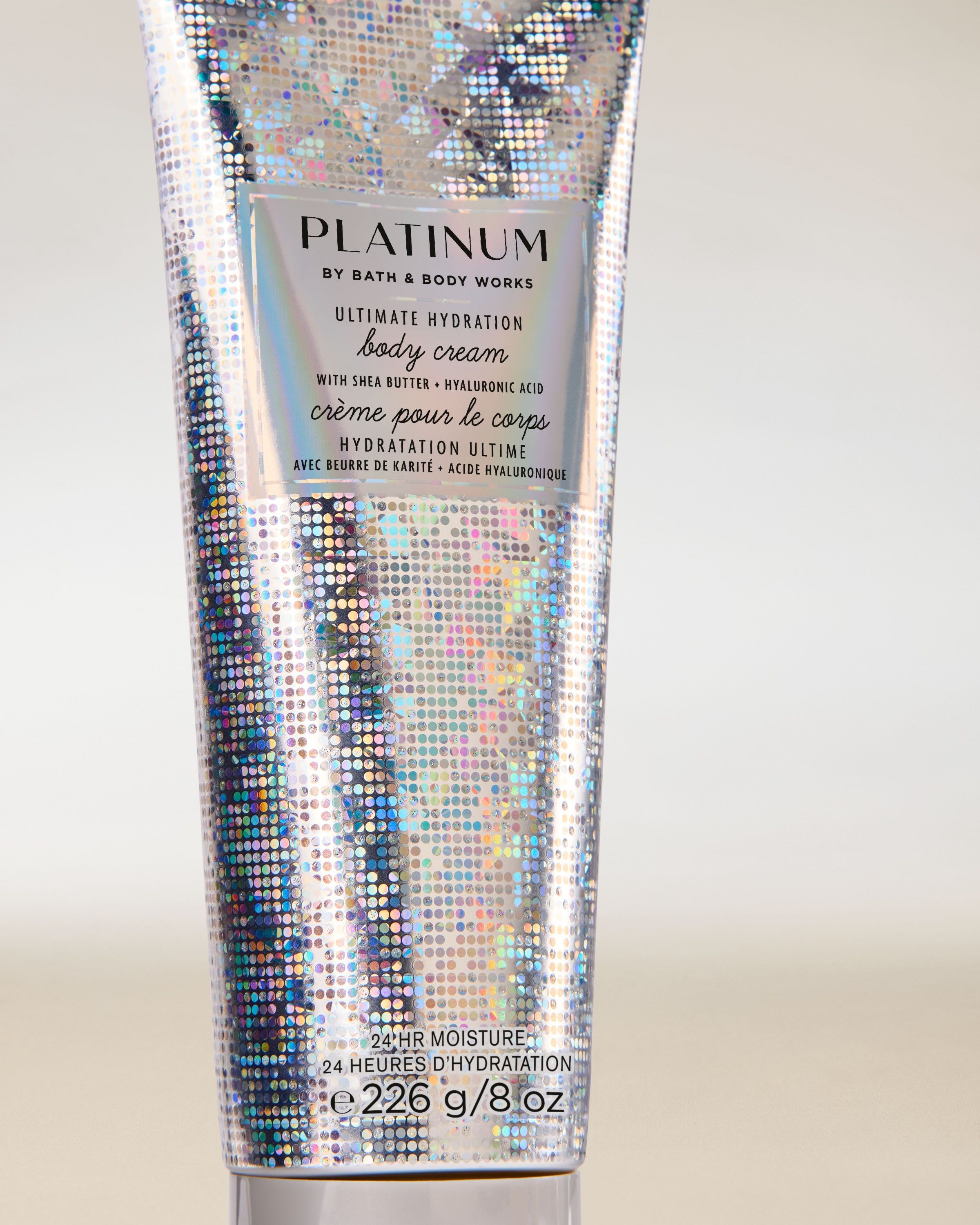 Krem do ciała Bath & Body Works Platinum Ultimate Hydration w holograficznej tubie 226 g.