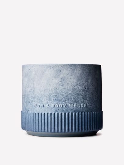Świeca zapachowa Bath & Body Works z 4 knotami w ceramicznym naczyniu