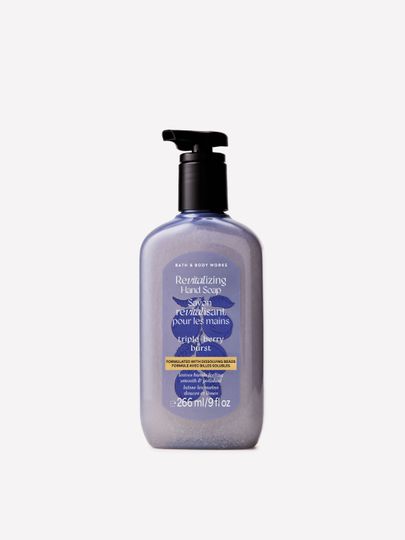 Bath & Body Works Triple Berry Burst oczyszczające mydło do rąk z pompką, 266 ml