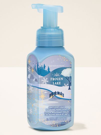 Mydło w piance Frozen Lake Bath & Body Works z zimowym krajobrazem, mostkiem i płatkami śniegu