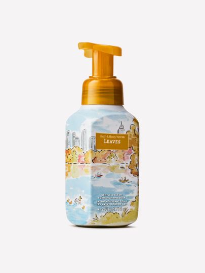 Delikatne mydło do rąk w piance Bath & Body Works Leaves, 259 ml