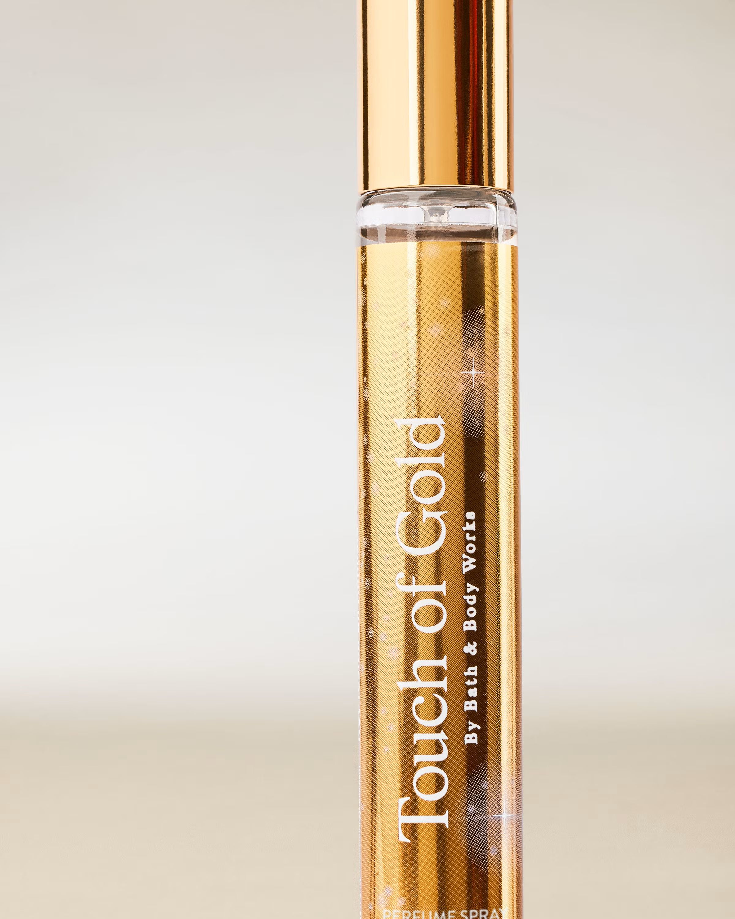 Touch of Gold – perfumowany spray Bath & Body Works w smukłej złotej butelce z kolekcji Touch of Gold
