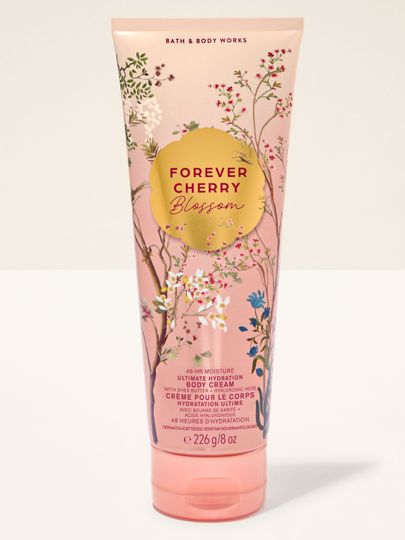 Krem do ciała Bath & Body Works Forever Cherry Blossom 226 g w jasnoróżowej tubie z kwiatowym motywem.