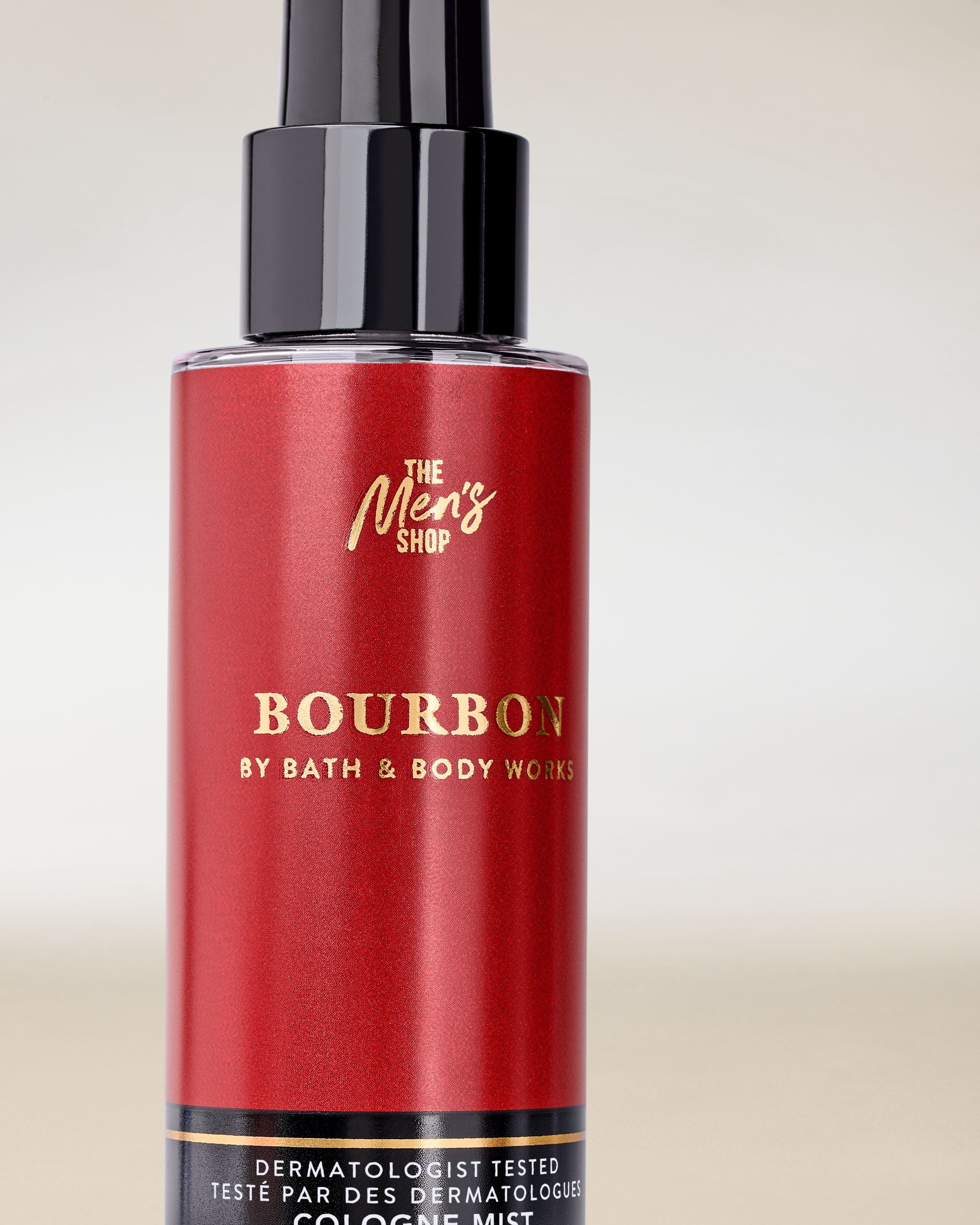 Bourbon The Men’s Shop by Bath & Body Works – czerwona mgiełka męska o eleganckim, intensywnym aromacie.
